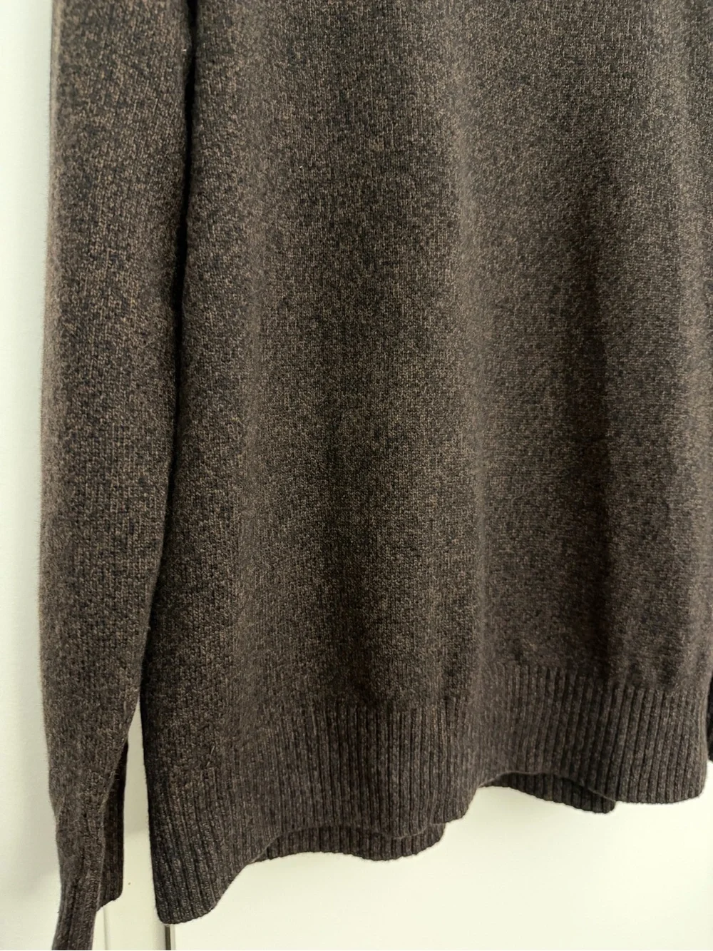 Like New! Banana Republic Brown Crewneck Wool Sweater - Italian Yarn - Men’s L